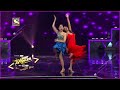 Malaika Arora और Karishma Kapoor ने किया Sexy Dance Performance