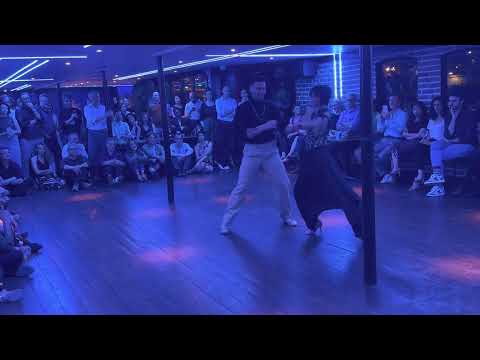 Sabrina Amuchástegui y Mauro Caiazza - Pata Ancha