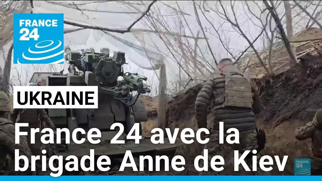 Ukraine : France 24 avec la brigade Anne de Kiev • FRANCE 24