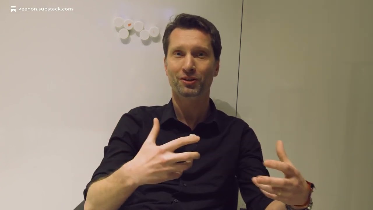 Episode 2309: Michal Kosinski on the corrosive impact of social media on democracy and freedom