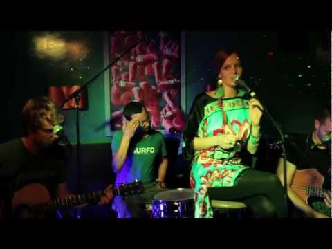 Believe - Yakaree unplugged @ Bar Rossi Zurich (Original Song)