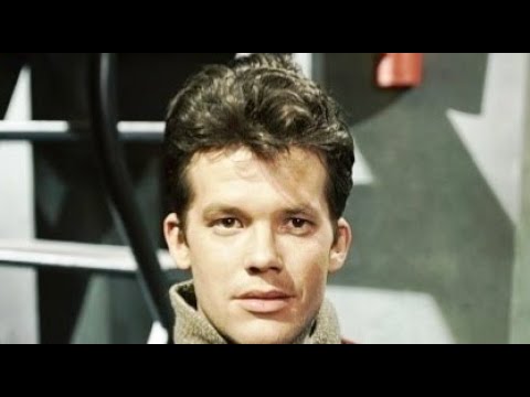 WRAKI - POLSKI FILM FABULARNY HD, WYSTĘPUJĄ: ZBIGNIEW CYBULSKI, JANUSZ KŁOSIŃSKI, ROMAN KŁOSOWSKI