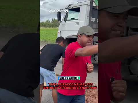 Populares fazem operação tapa buracos na MA-230 entre Anapurus e Chapadinha.