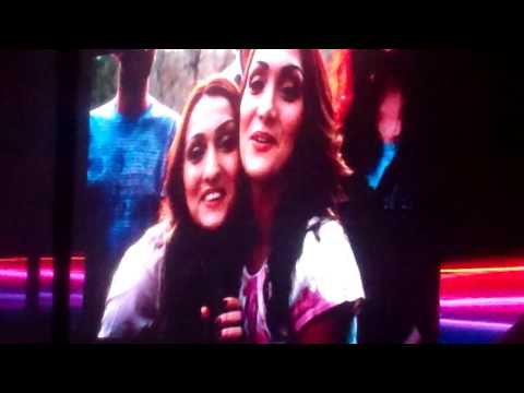 Ell/Nikki - Running Scared (Live @ Eurovision)