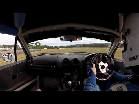 How not to do turn 9 at Wakefield Park