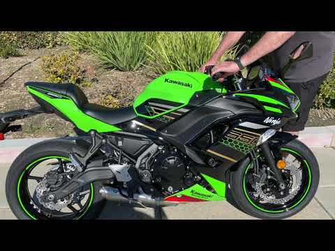 Yoshimura Alpha Works Race Full Exhaust System Kawasaki Z650 Yoshimura Alpha Works Race Full Exhaust System Kawasaki Z650