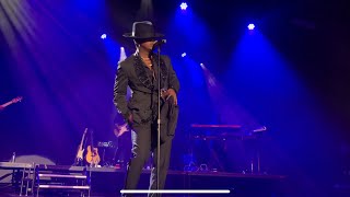 Ne-Yo Performs “Champagne Life” Live 2022 (Hard Rock Live 12/3/22)