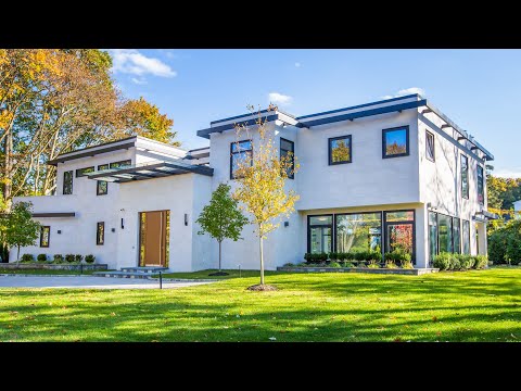 539 EAST SHORE ROAD KINGS POINT, NY 11024
