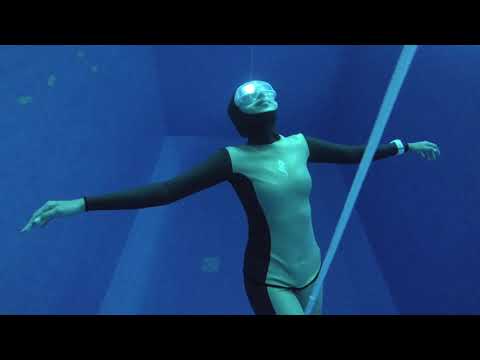 TAHAN NAPAS DI TRIBUANA DIVE CENTER KOLAM TERDALAM DI ASIA 16 METER. Berapa lama bisa tahan nafas?!