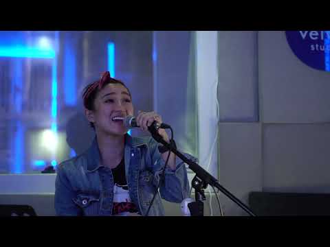 KOTAK ft MELLY MONO - Slow Down Baby