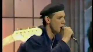 Curiosity Killed The Cat - "Misfit" - Saturday Live (04-04-1987)