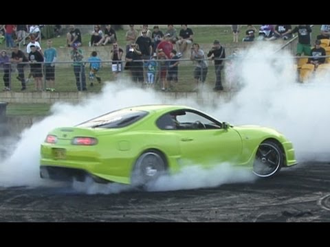 Toyota supra 1000hp burnout