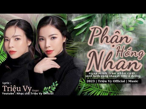 Thể hiện bởi Triệu Vy
