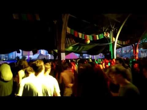 Moa Anbessa @ Reggaebus Festival 2015