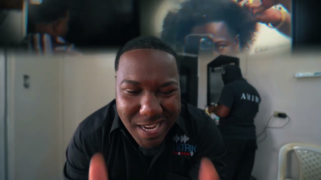 ElektrikMusik- Trap Room ( Official Music Video ) ft Elektrik Records 