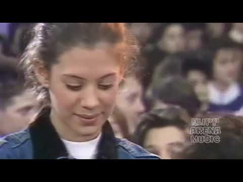 Demjén Ferenc És Szinetár Dóra    Iskolatáska Original Video