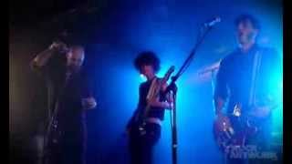 Hanging Low - Loading Data + Nick Oliveri (live in Paris August 16th 2013)