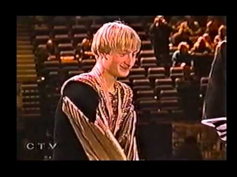 2000 Worlds fluff - intro about Plushenko before SP (CTV)