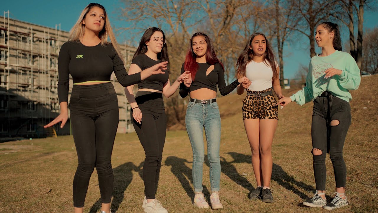 Kaja a Sadra - Odoj tele ( cover )