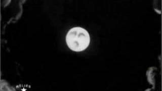 Looper - Dave the Moon Man