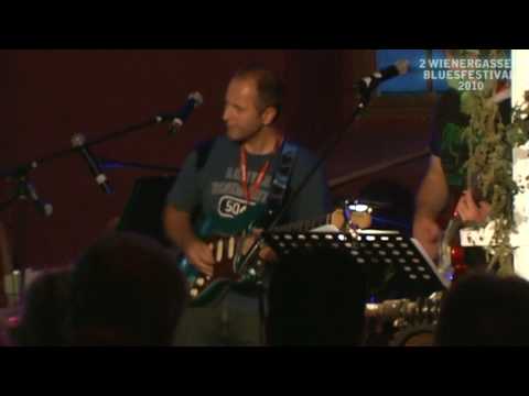 Wienergassenblues 2010 - Wo-samma? - I brauch kan Dokta.mpg