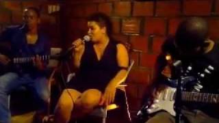 Banda Situação Precoce - Mr. Devil no King's Club.wmv