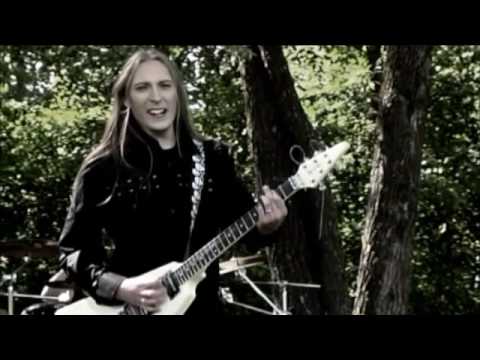 masquerage moonlight time