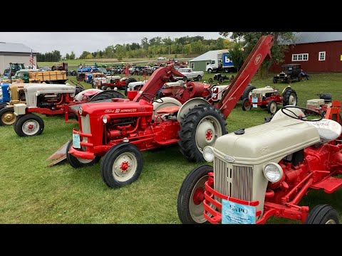 Ford Tractor Episode! Walking the Feature Lineup at Albany Pioneer Days Ford Feature 2022