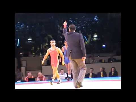 БОРЬБА. Чемпионат мира-2009. 60 кг Финал Ислам-Бека Альбиев (Россия)-Дильшод Арипов (Узбекистан)