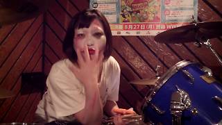 女ゾンビ35歳がkeep rolling　叩いてみた。　＃謙遜ラヴァーズ　＃カメラを止めるな！