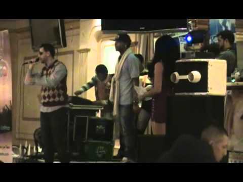 kra martinez y dakaneh en vivo. miss emigrante 2011.WMV