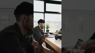 Download lagu FREE STOCK VIDEO - 4K - Man Working In A Coffee Shop mp3 Download lagu FREE STOCK VIDEO - 4K - Man Working In A Coffee Shop mp3