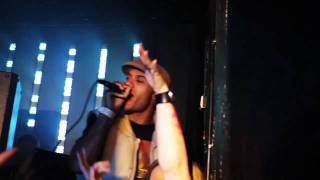 Friction vs Camo &amp; Krooked - Stand Up ft. Dynamite MC (Official Video)