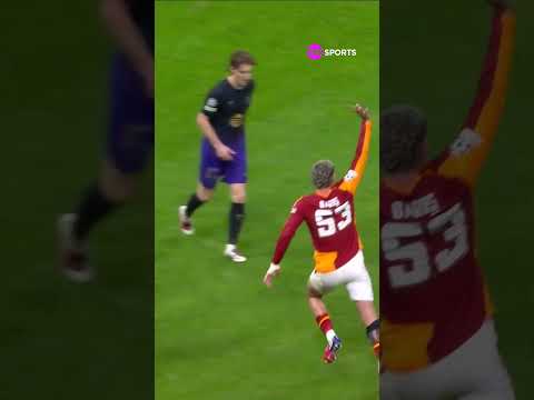 GOL DO BARCELONA! CANCELO LANÇOU A CHAPADA CONTRA O GALATASARAY NA CHAMPIONS #shorts