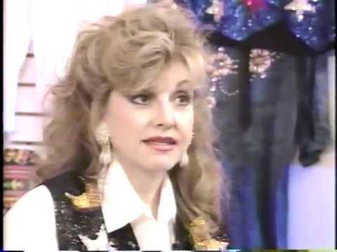 Long Stella Parton Interview; Early Career, Stage Acting & more.