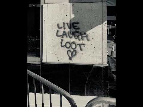 Estrés//raw ηχογράφηση μίσους