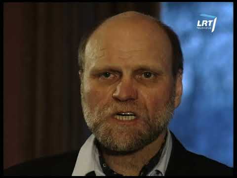 Kūčių vakaras. Tado Šumsko dainą atlieka aktorius Vladas Bagdonas ir vyrų choras "Aidas"