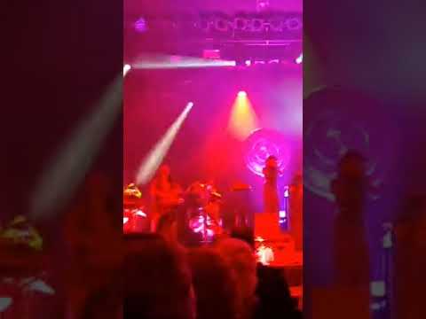 Danny Cudd Hang Massive groves viral einfach nur Gänsehaut 2024 Batschkapp