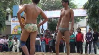 preview picture of video 'Indian Wrestling - Ambedkar Nagar Dangal Match 1'