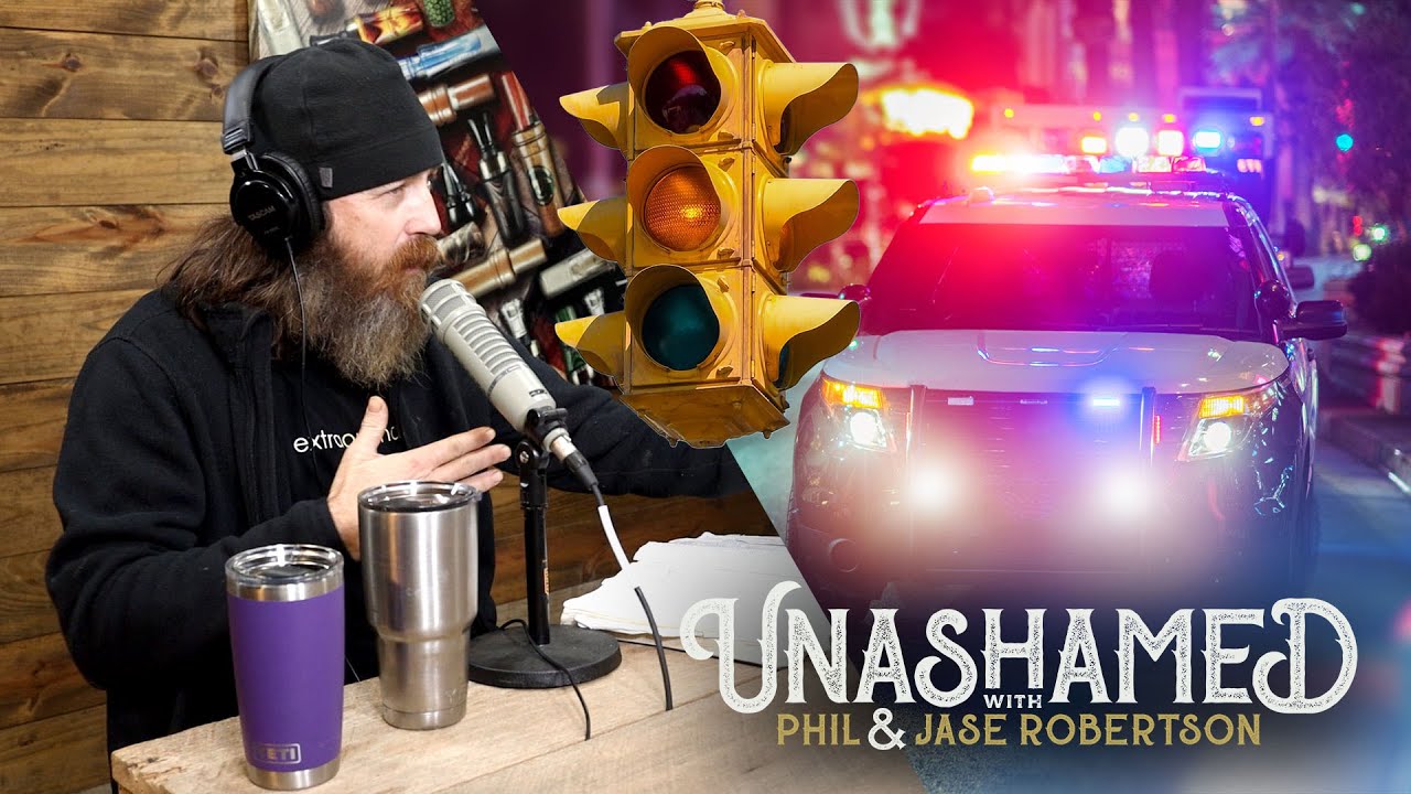 Ep 208 | Jase's Latest Brush with the Law, Phil Drops Some Serious Kingdom Truths & the Messy Church