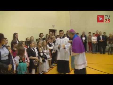 Poręba Wielka. W przeddzień Dnia Nauczyciela oddali do użytku halę sportową