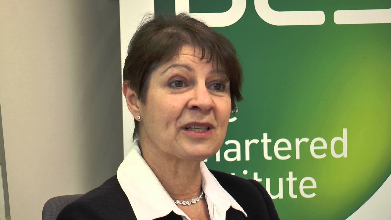 Dr Robina Chatham, author of The Art of IT Management