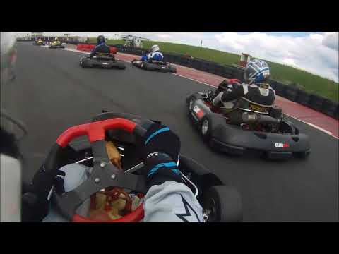 Club100 2017 Quadrant Race 3 Ellough Park - Stu Hubbard