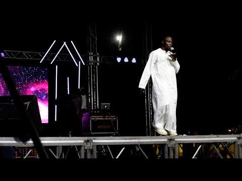 COMEDIAN SELFIE AT A NIGHT WITH RICHIE OBAMA COMEDY SHOW