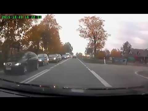 wypadek w Inwałdzie k. Andrychowa 23.10.2015