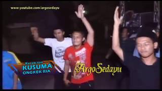 Download lagu Cokek Mania diTINGGAL RABI Karawitan Kusuma Ongkek Ria mp3 Download lagu Cokek Mania diTINGGAL RABI Karawitan Kusuma Ongkek Ria mp3