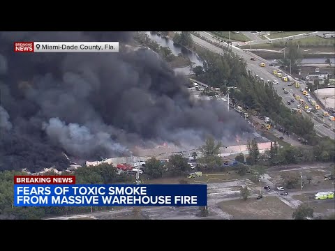 Fears of toxic smoke from massive warehouse fire in Miami Gardens, Florida