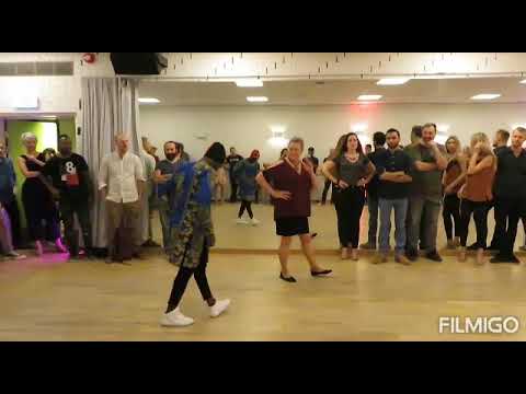 Kizomba e semba com a musica do bangão
