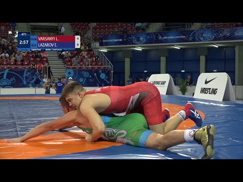 1/8 GR - 92 kg: L. VARSANYI (HUN) v. E. LAZAROV (BUL)