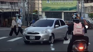 行人vs四台車（檢舉4張都成功）